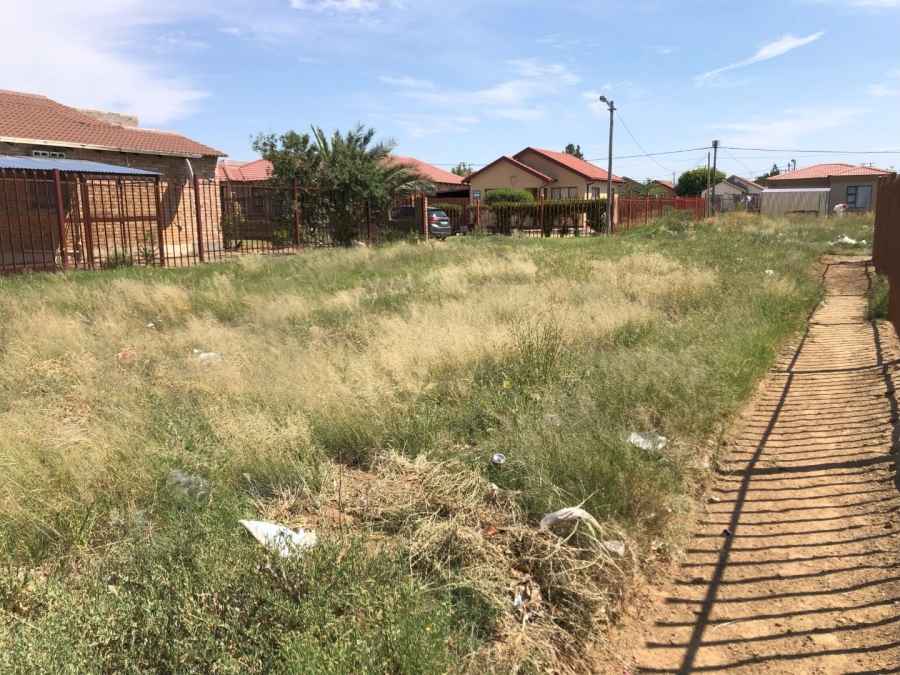 Commercial Property for Sale in Selosesha Free State